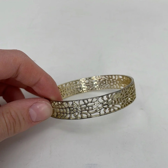 Kendra Scott Bracelet Bangle Filagree Gold Plated - Picture 8 of 13
